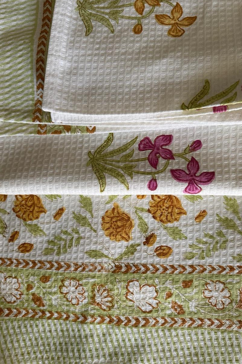 Meadow Bloom Waffle Luxe Bath Set