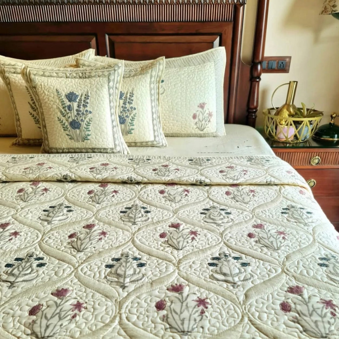 The Chaandni Gul Collection